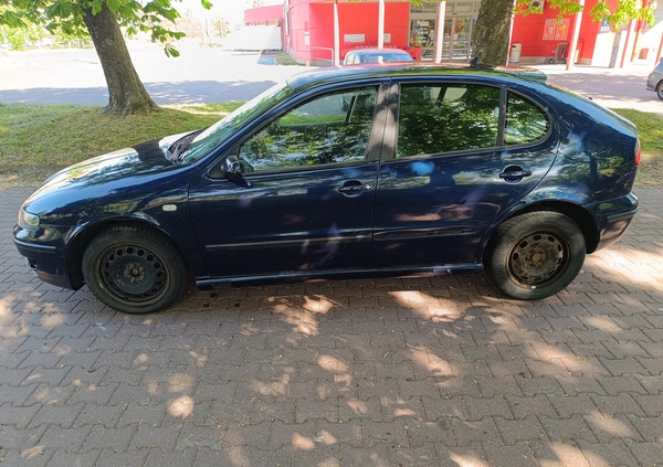 Seat Leon cena 3099 przebieg: 224700, rok produkcji 2001 z Wrocław małe 56